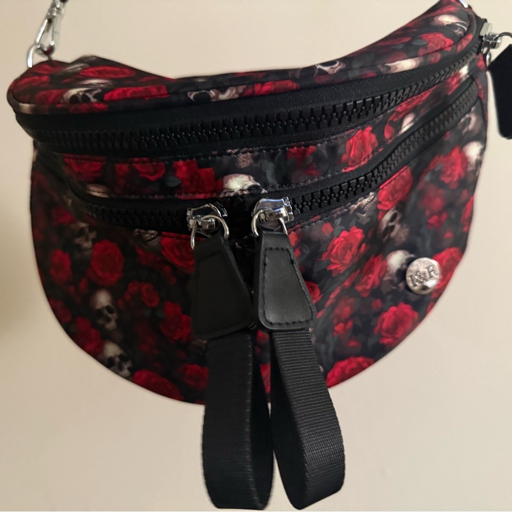 Stylish Red Rose & Skull Crossbody Bag - Women